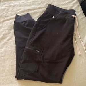 Figs joggers in black